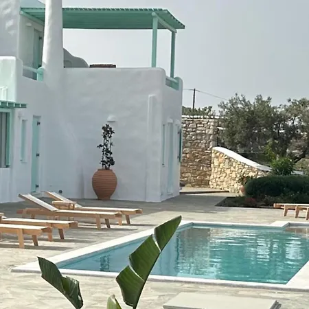 Aegean Queen Landhuis *