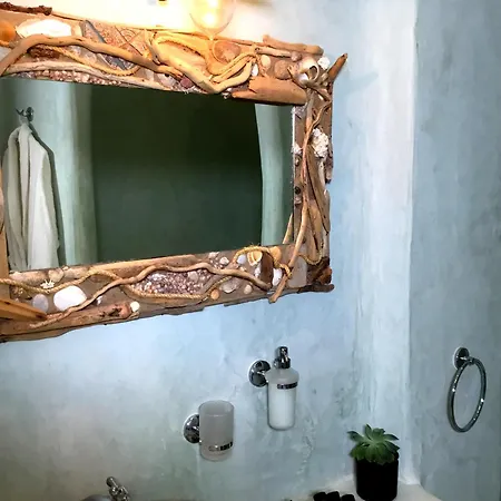 Aegean Queen - Onar Collection * Naousa (Paros)