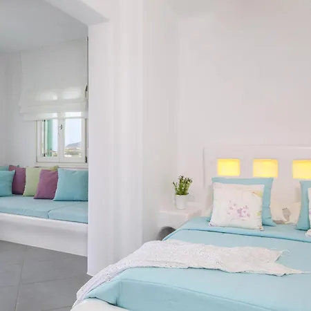 Aegean Queen - Onar Collection * Naousa (Paros)