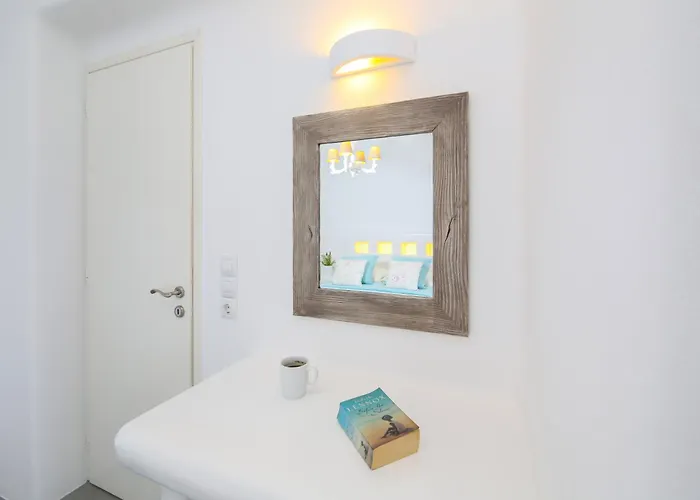 Aegean Queen - Onar Collection Naoussa