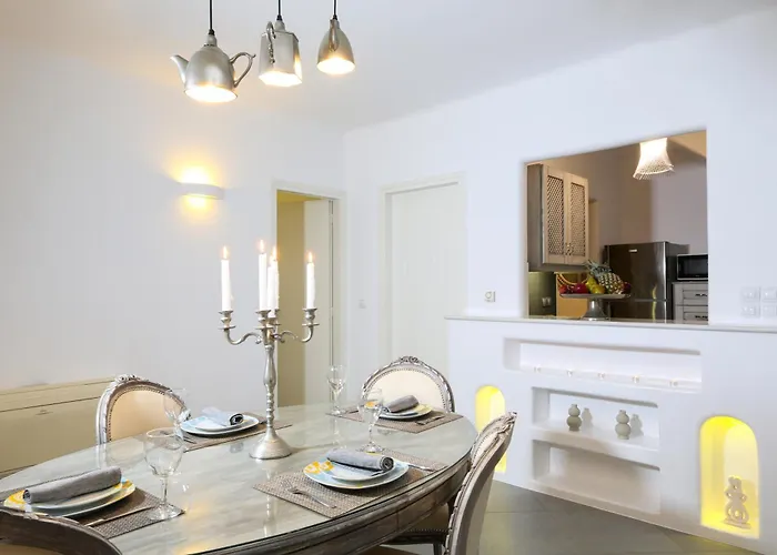 Aegean Queen - Onar Collection Naoussa